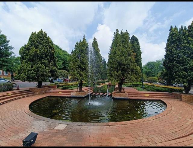 BUSINESS PROPERTY TO RENT IN BRYANSTON